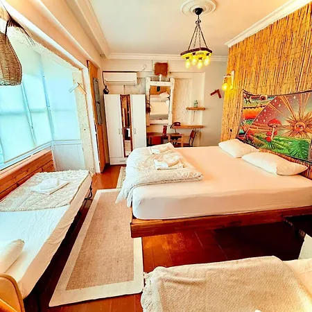 Köyiçi Butik Bed & Breakfast *