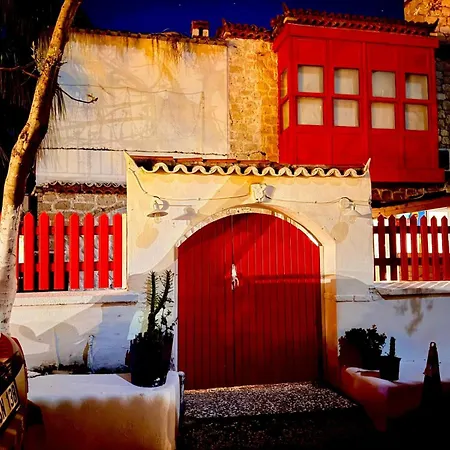 Köyiçi Butik Bed & Breakfast Eskiomerler